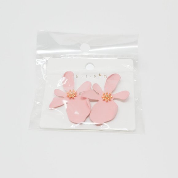 Large Pink Flower Earrings with Gold Center Detail - Picture 12 of 12